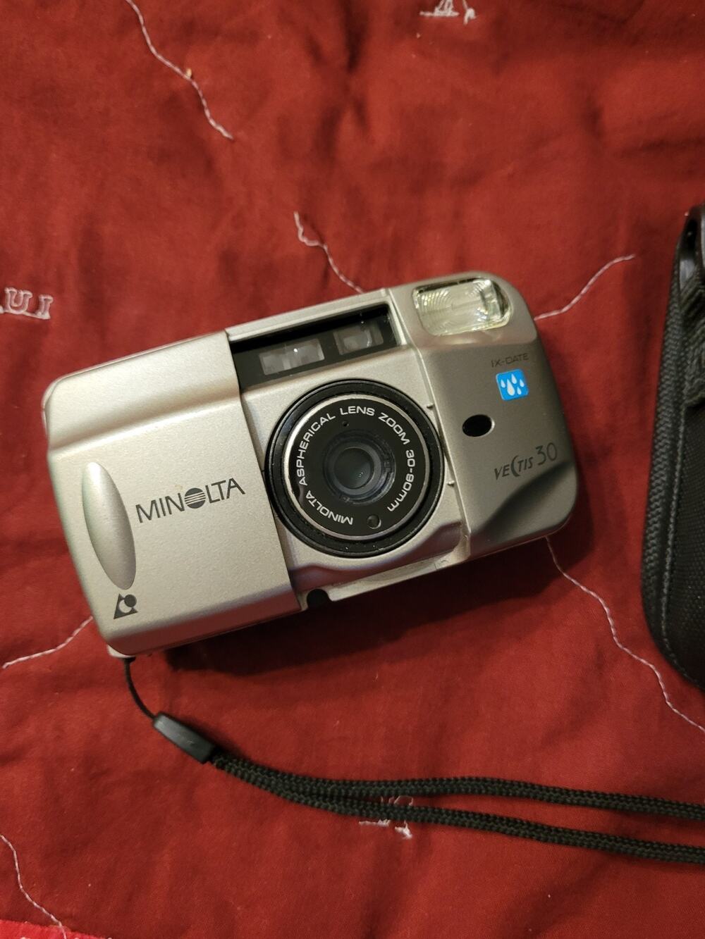 Minolta Vectis 30 35mm Film Camera Point & Shoot 30-90mm - Untested